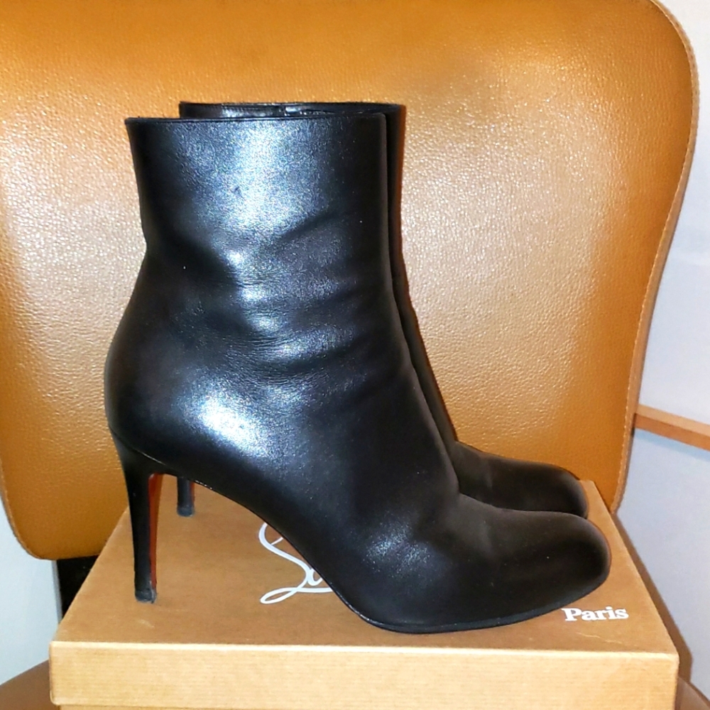 Christian Louboutin Simple Ankle Boots 41.5